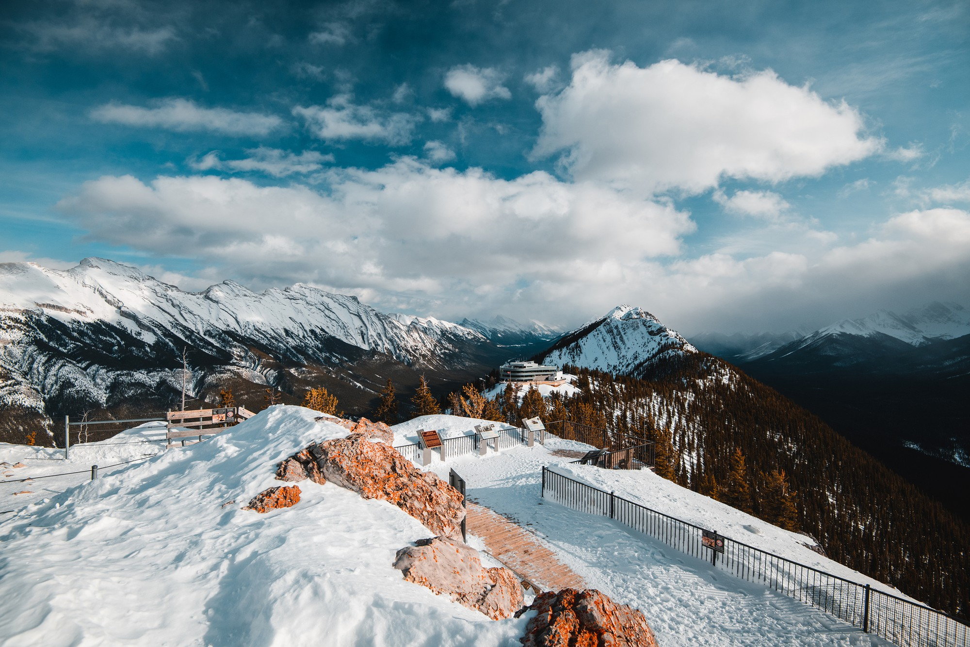 Snowy mountain landscape in the Gunnison Valley